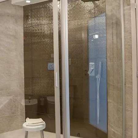 Hotel The Seafront Tower Suites *