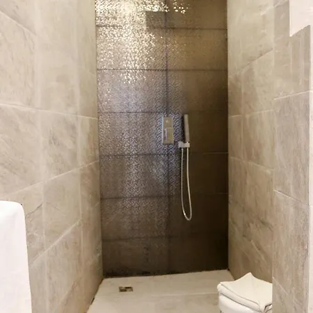 Hotel The Seafront Tower Suites *