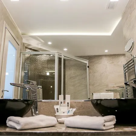 Hotel The Seafront Tower Suites *
