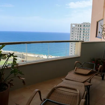 The Seafront Tower Suites *