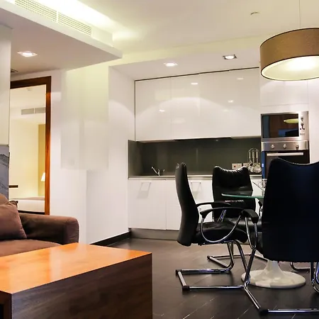 The Seafront Tower Suites *