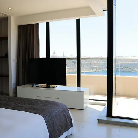 The Seafront Tower Suites