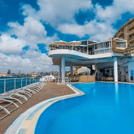 Hotel The Seafront Tower Suites *